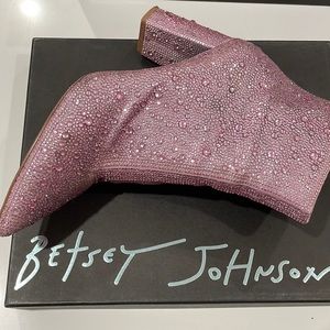 Betsy Johnson CADY Boot in Pink Rhinestones WORN ONCE**